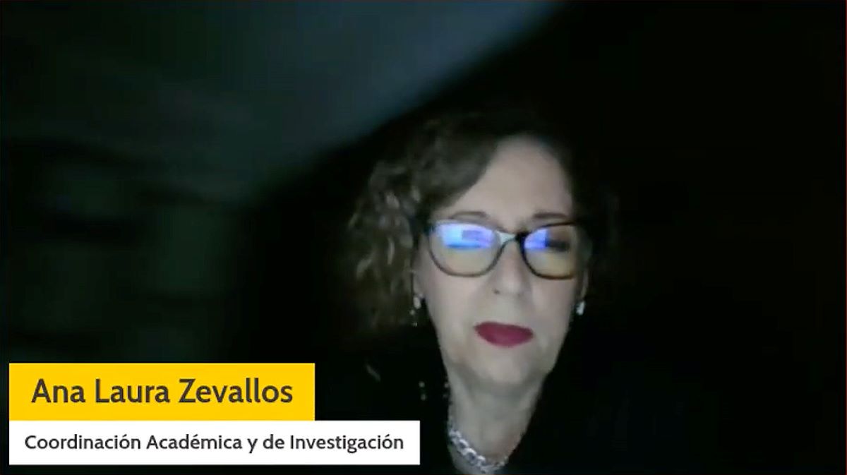 01 Ana Laura Zeballos